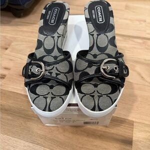 Coach Women's Black and Gray Patterned Mules